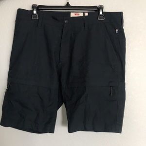 Traveler’s Shorts
